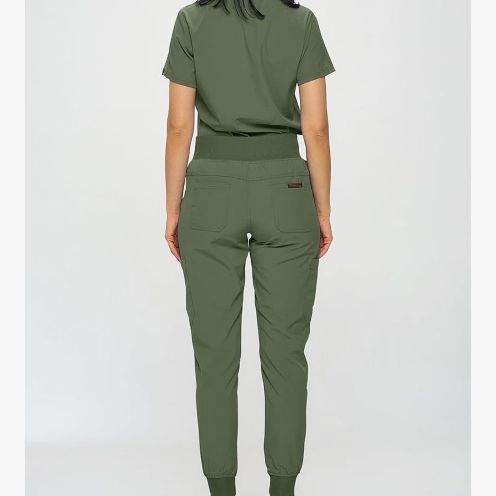 Olive Green Women's Scrubs Set Size small